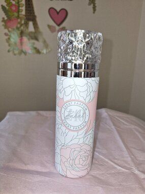 New Zakat Z40 Eau de Parfum spray.